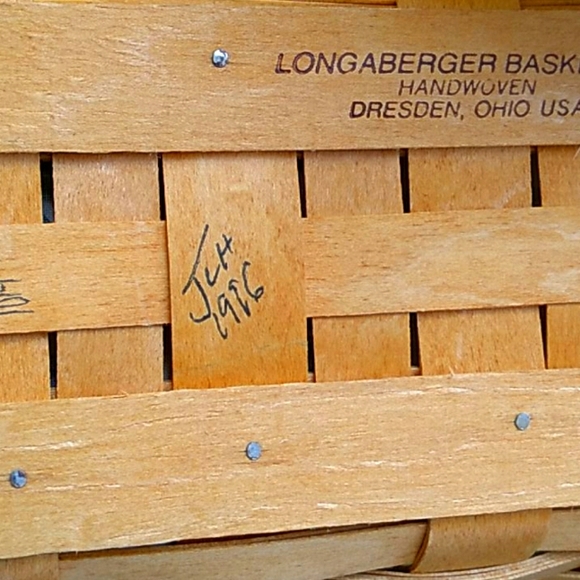 โ๏ธ Longaberger 1996 Woven Traditions Cracker Basket. EVC - Picture 3 of 16